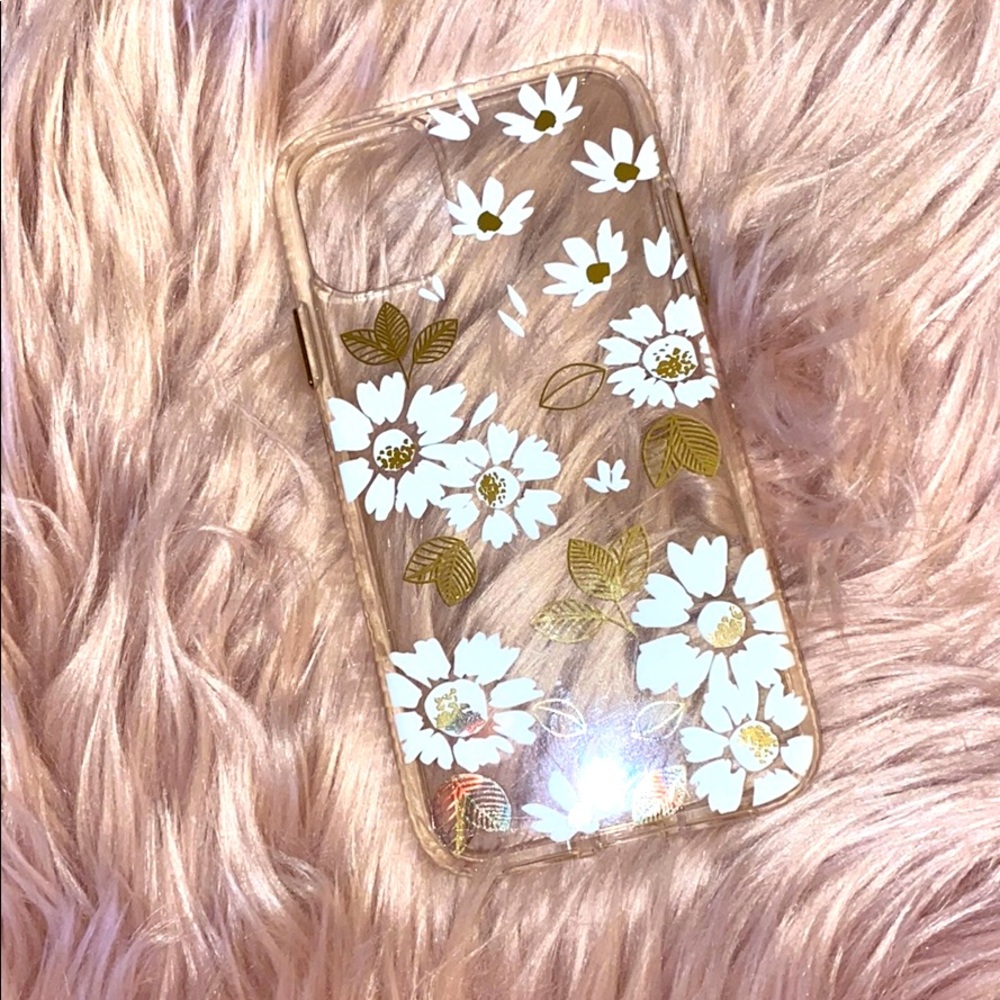 iPhone 11 phone case 🌼🌼